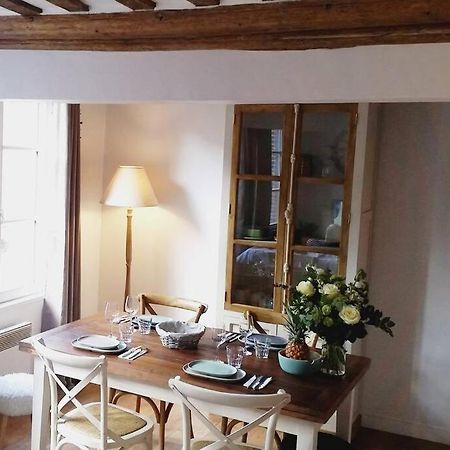 Une Pause Chez Julien, appartement lumineux et idéalement situé! Honfleur Exterior foto