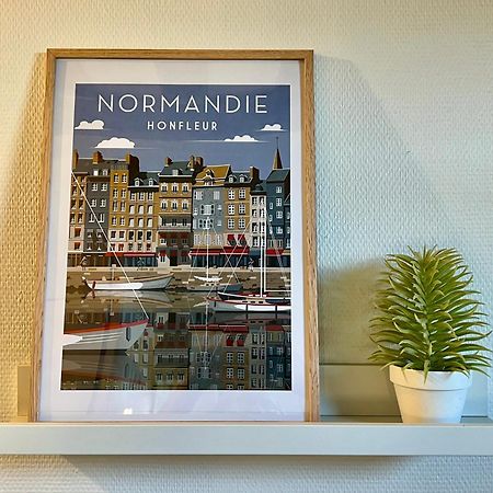 Une Pause Chez Julien, appartement lumineux et idéalement situé! Honfleur Exterior foto