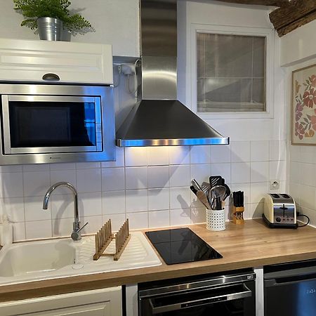 Une Pause Chez Julien, appartement lumineux et idéalement situé! Honfleur Exterior foto