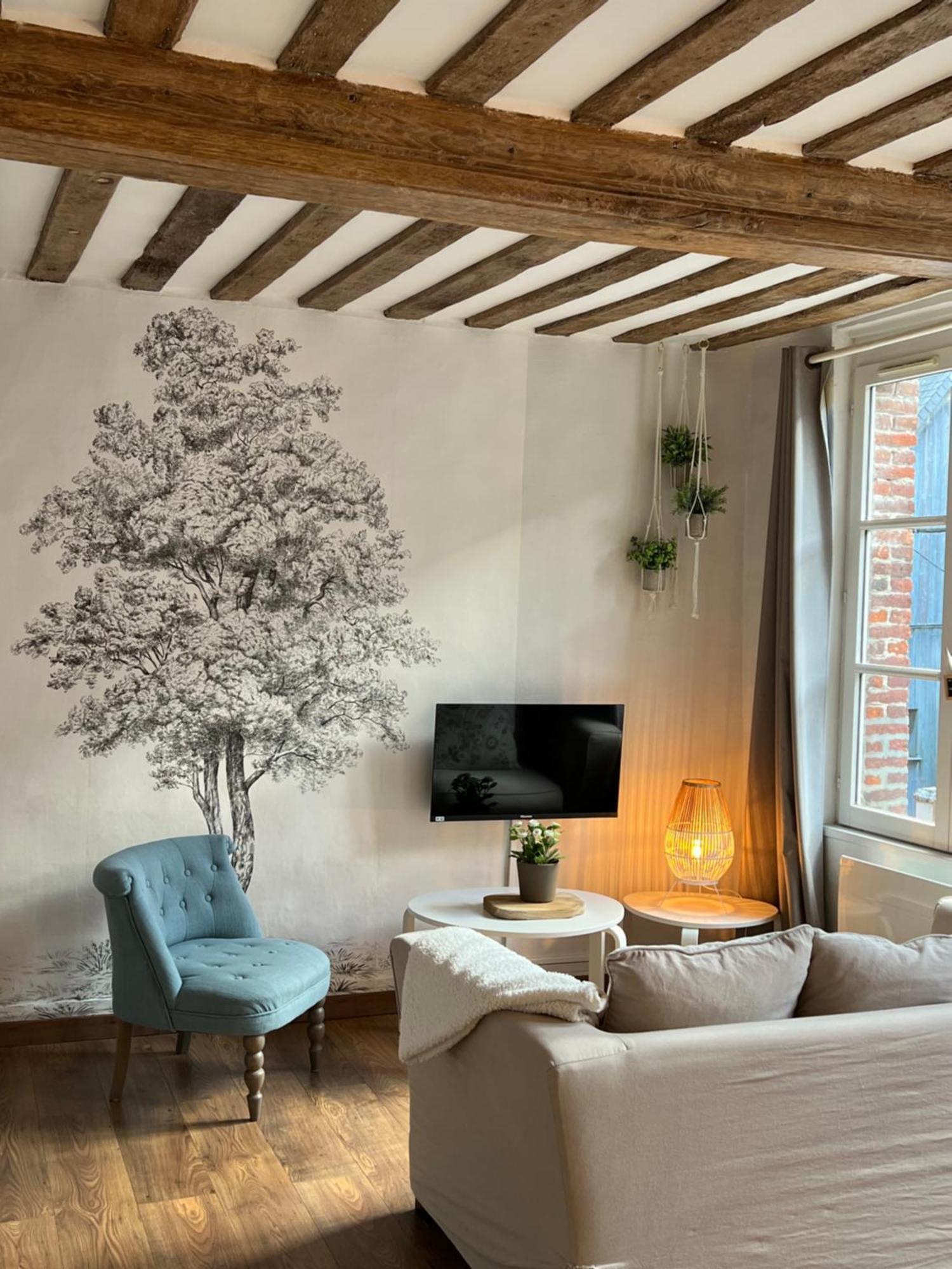 Une Pause Chez Julien, appartement lumineux et idéalement situé! Honfleur Exterior foto