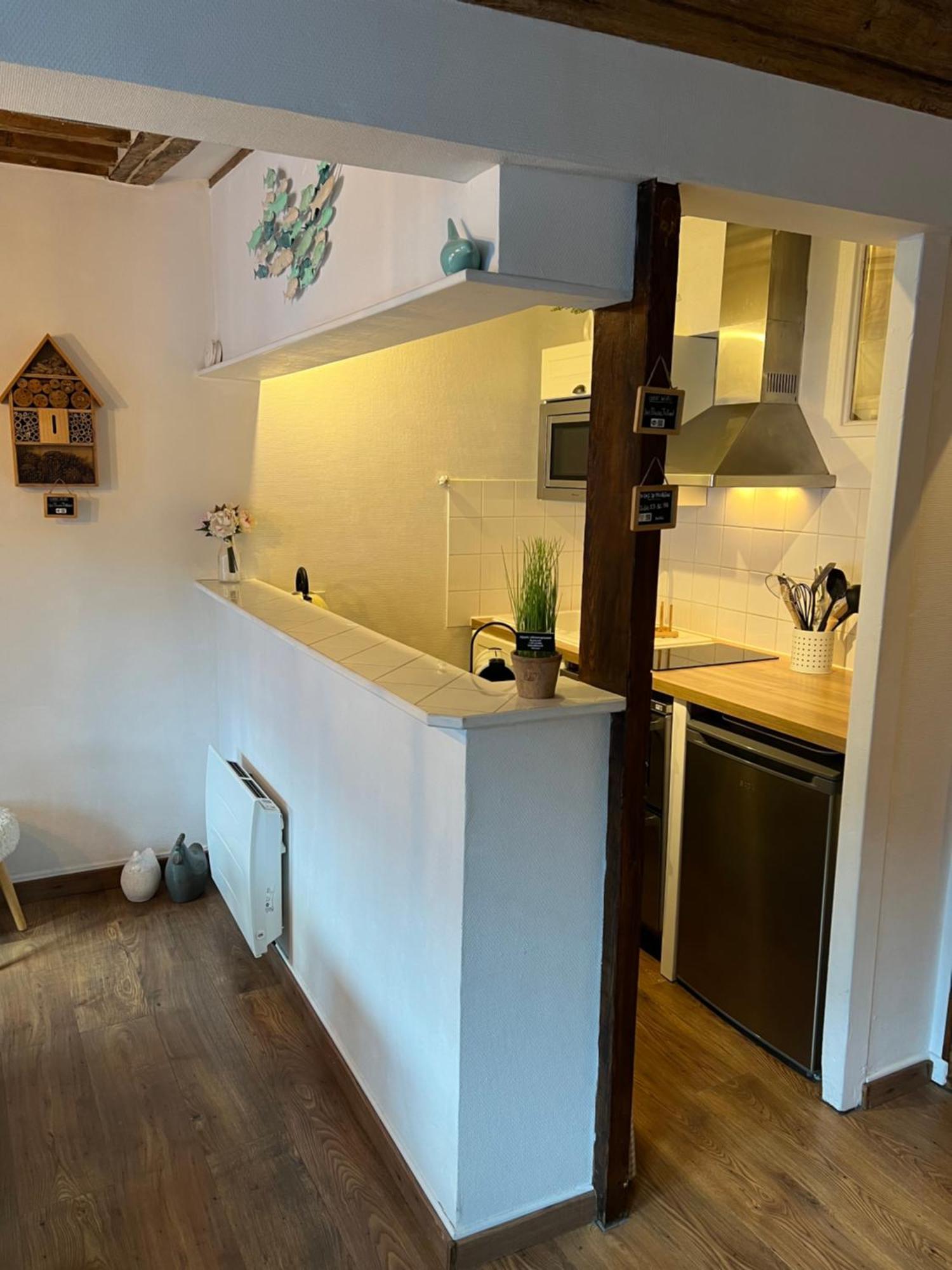 Une Pause Chez Julien, appartement lumineux et idéalement situé! Honfleur Exterior foto